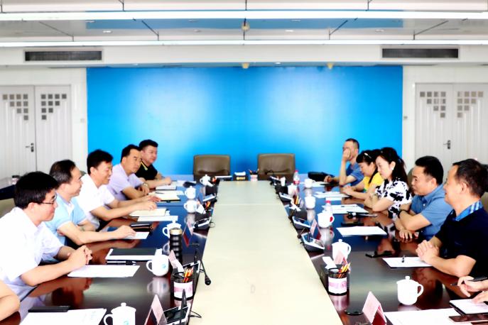 衡阳师范学院校长皮修平一行到宁夏大学交流访问