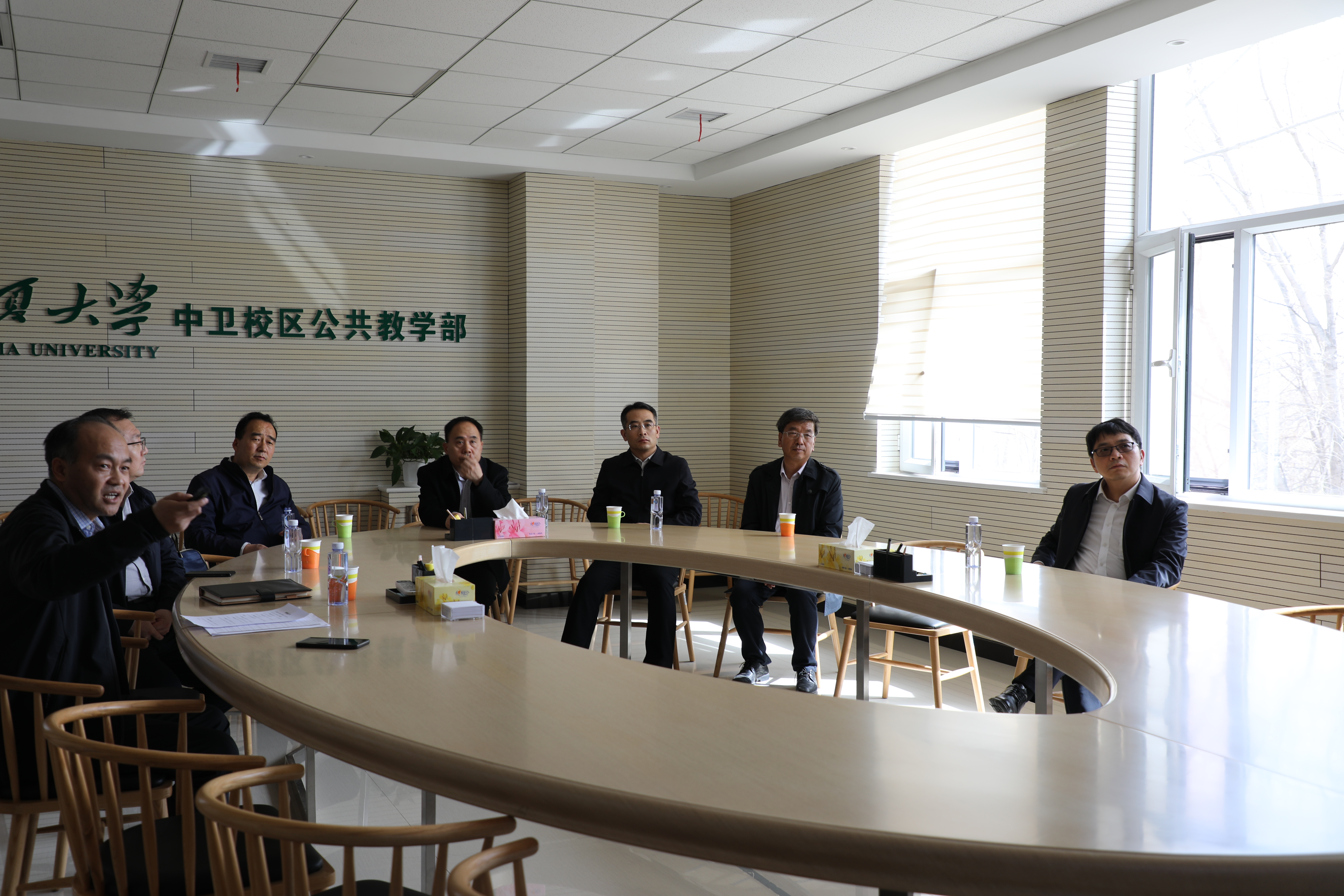 校党委副书记、校长彭志科一行赴中卫校区调研指导工作